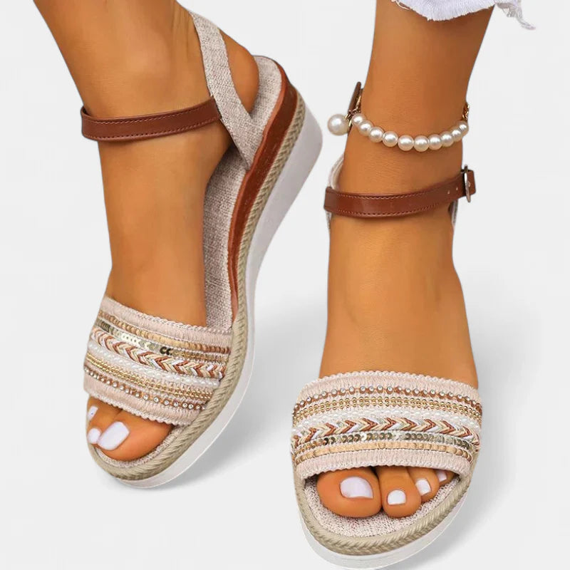 RAELYNN | Chic Comfort Sandals